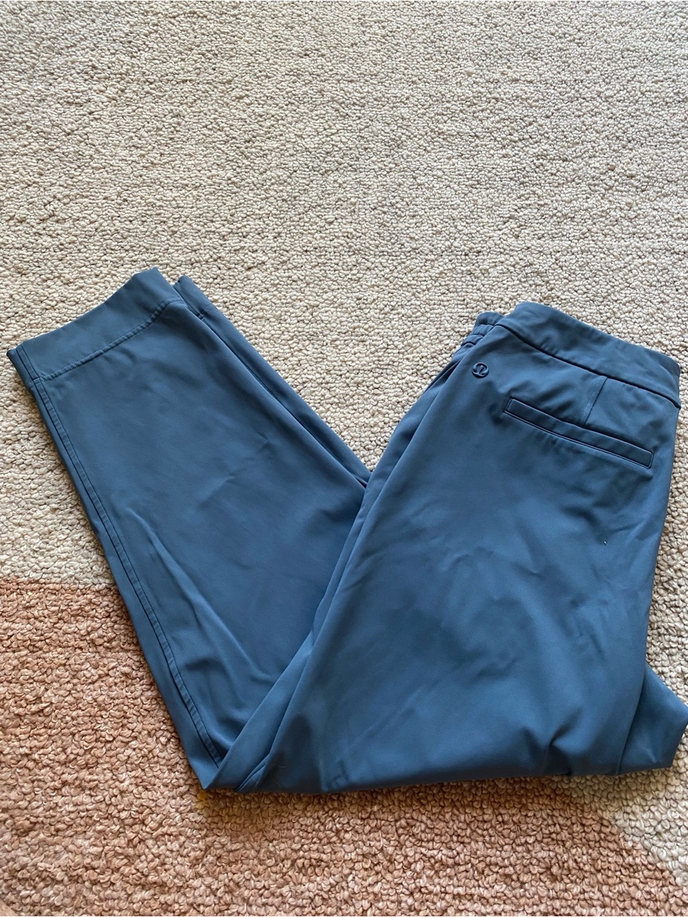 Lululemon Tapered-Leg Mid-Rise Pant 7/8 Length *Luxtreme Small Trouser - Picture 3 of 10